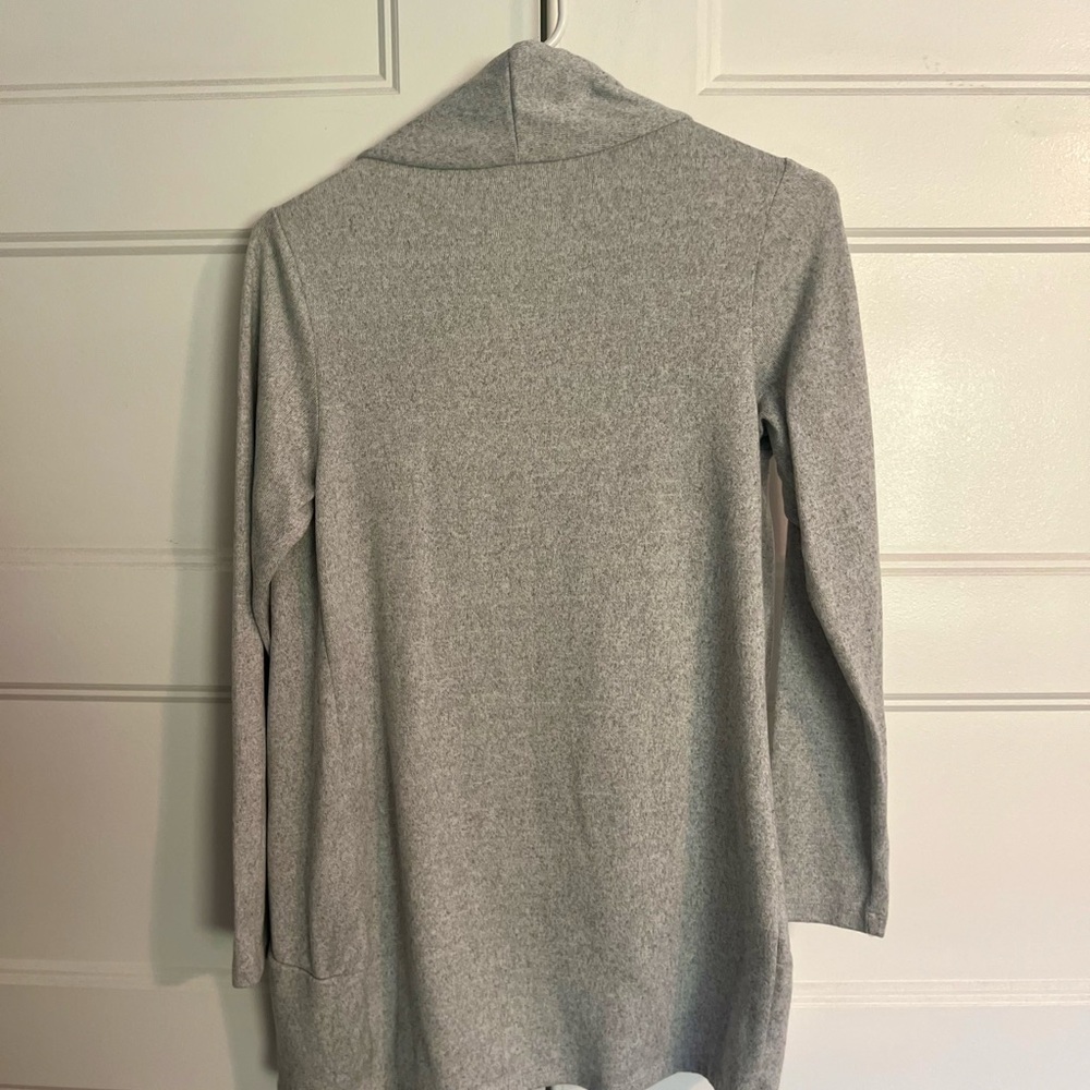 Cozy Light Gray Open Drape Cardigan for Women - Picture 2 of 2